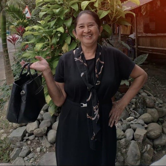 Meet your Posher, Theresa - Picture 1 of 1